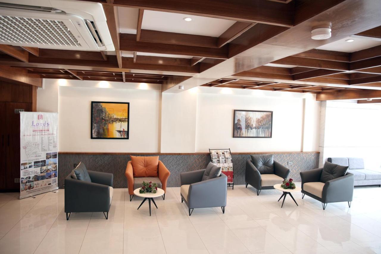 Lords Eco Inn, Ambaji Екстер'єр фото