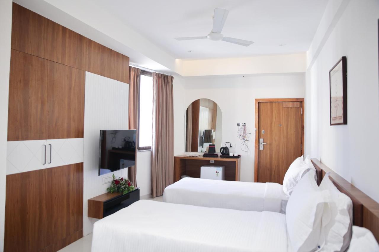 Lords Eco Inn, Ambaji Екстер'єр фото