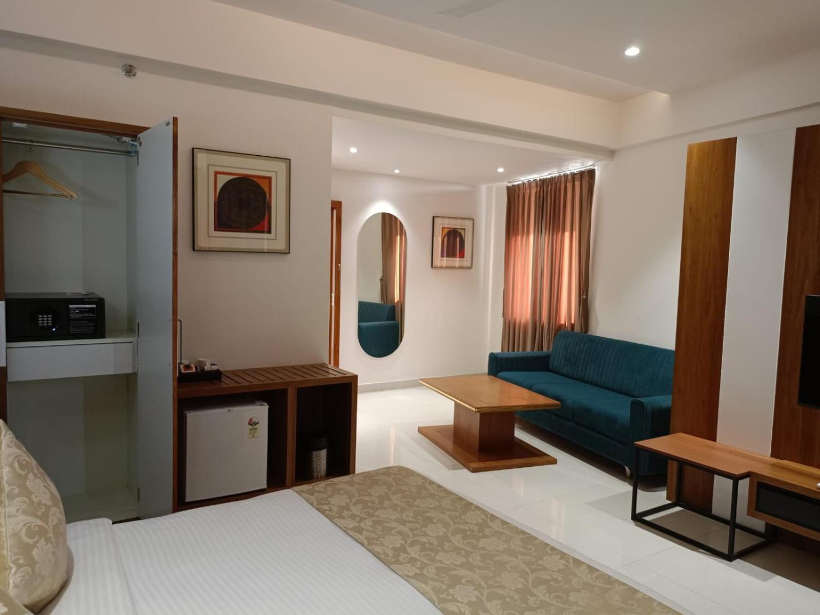 Lords Eco Inn, Ambaji Екстер'єр фото